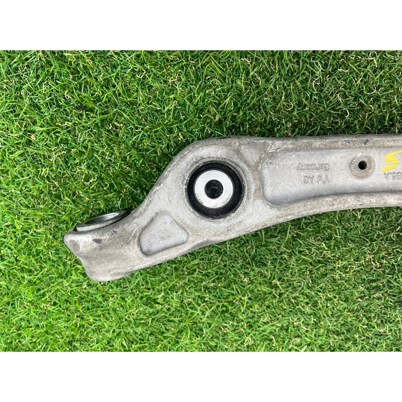 Рычаг подвески (подвеска) AUDI A4 B9 2017 2.0 8W0407152A