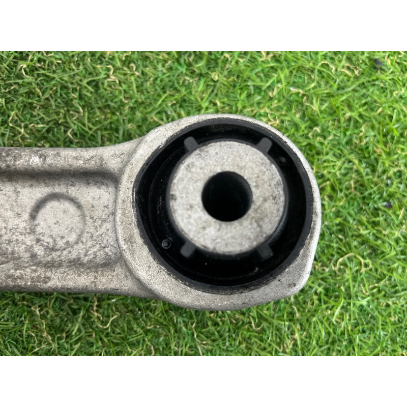 Рычаг підвіски (підвіска) BMW 5-series G30 2017 2.0 B46B20 31106861177