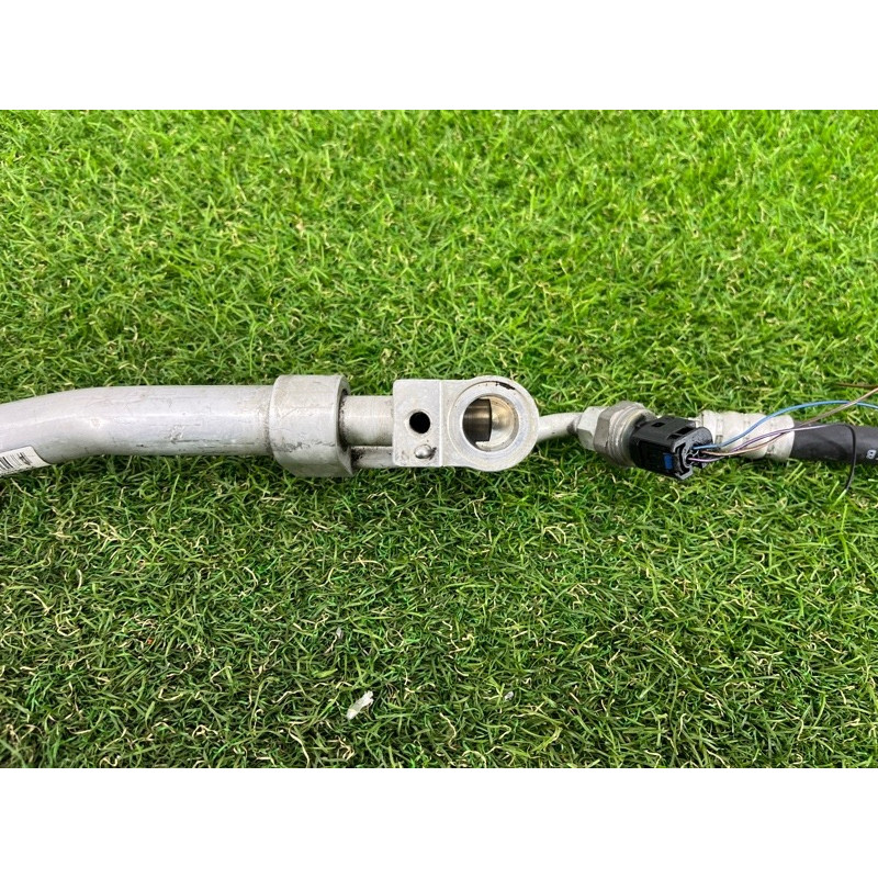 Трубка кондиціонера (обігрів та кондиціювання.) BMW 5-series G30 2017 2.0 B46B20 64539324796