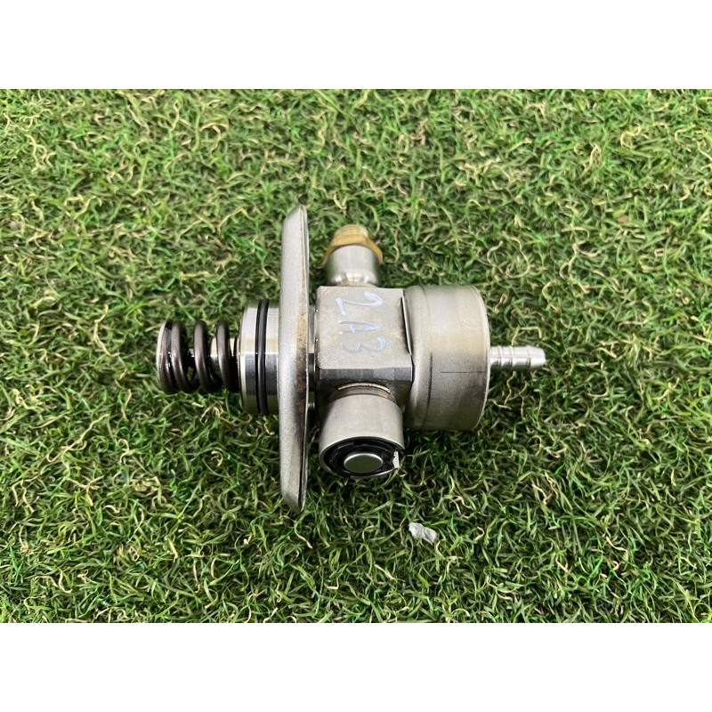 ТНВД (топливная система) AUDI A3 8V 2018 2.0 CZRA 06G127028D