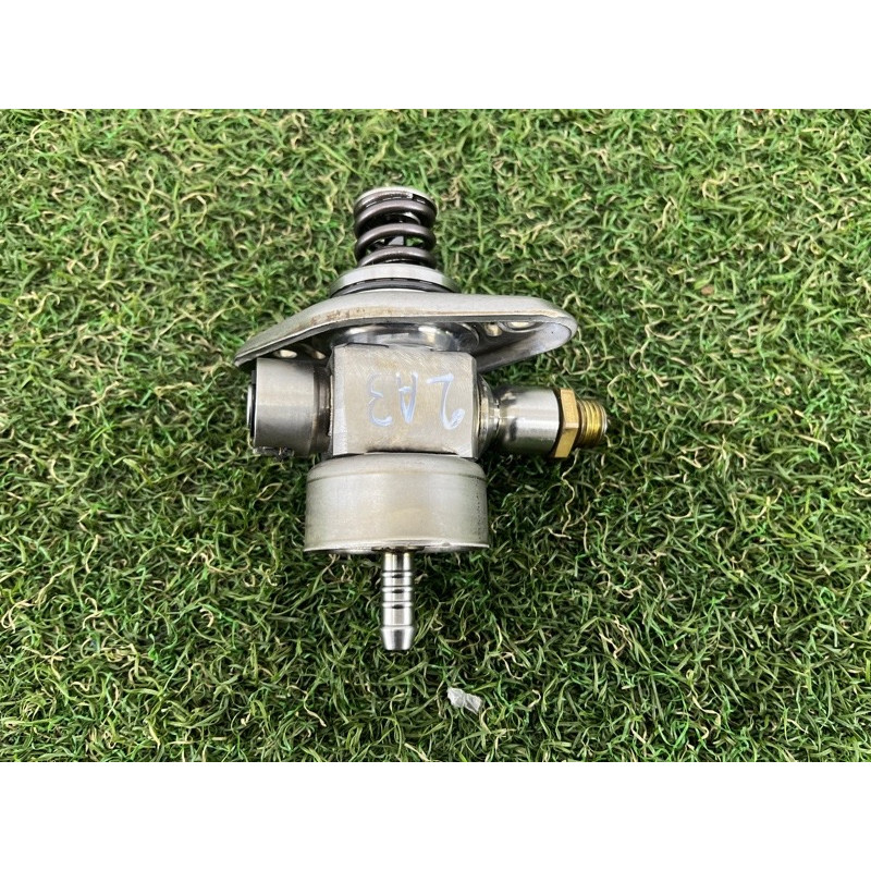 ТНВД (топливная система) AUDI A3 8V 2018 2.0 CZRA 06G127028D