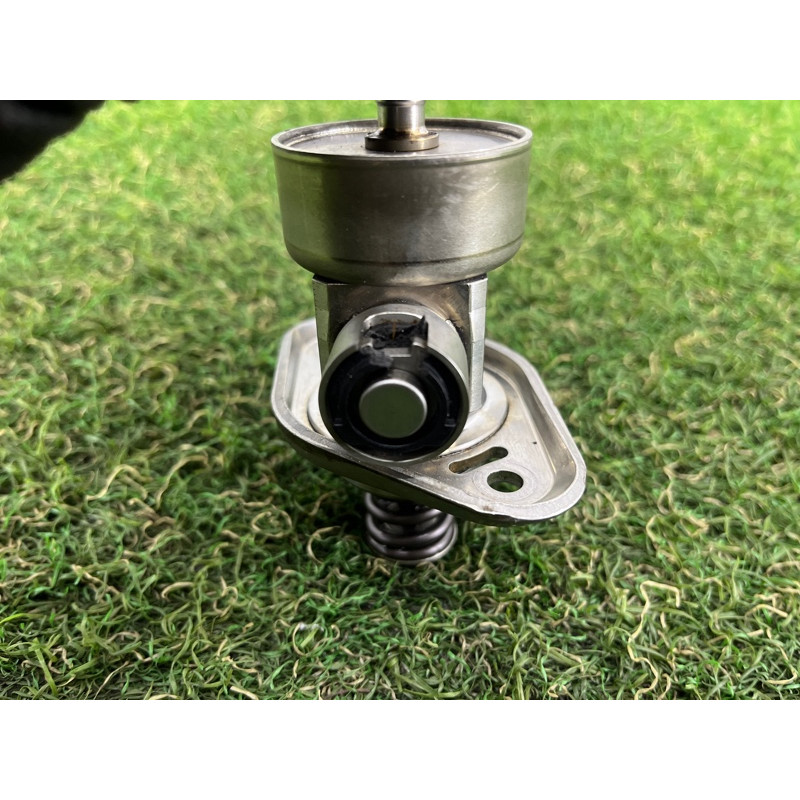 ТНВД (топливная система) AUDI A3 8V 2018 2.0 CZRA 06G127028D