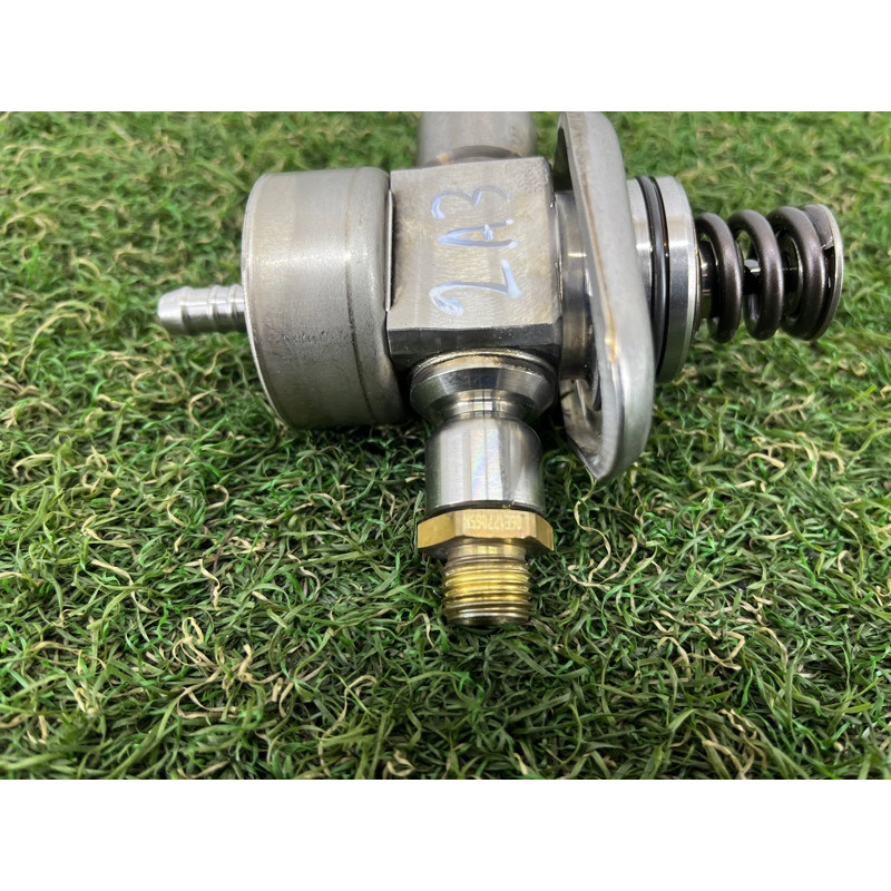 ТНВД (топливная система) AUDI A3 8V 2018 2.0 CZRA 06G127028D