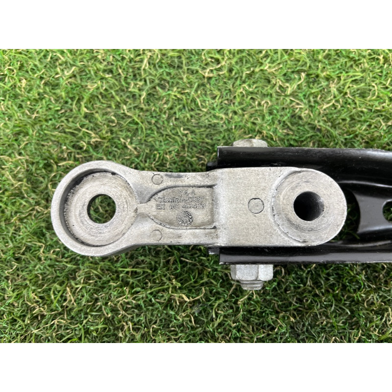 Кронштейн подушки двигателя (кронштейны двигателя) AUDI A3 8V 2018 2.0 CZRA 5Q0199855AB