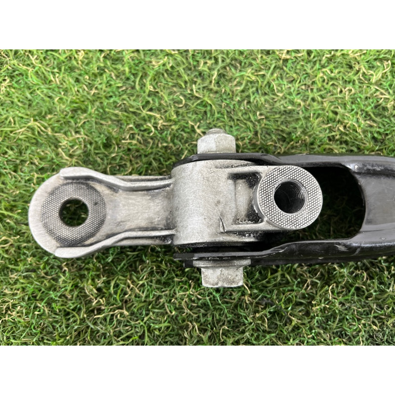 Кронштейн подушки двигателя (кронштейны двигателя) AUDI A3 8V 2018 2.0 CZRA 5Q0199855AB