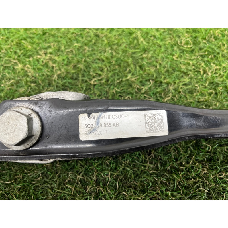 Кронштейн подушки двигателя (кронштейны двигателя) AUDI A3 8V 2018 2.0 CZRA 5Q0199855AB