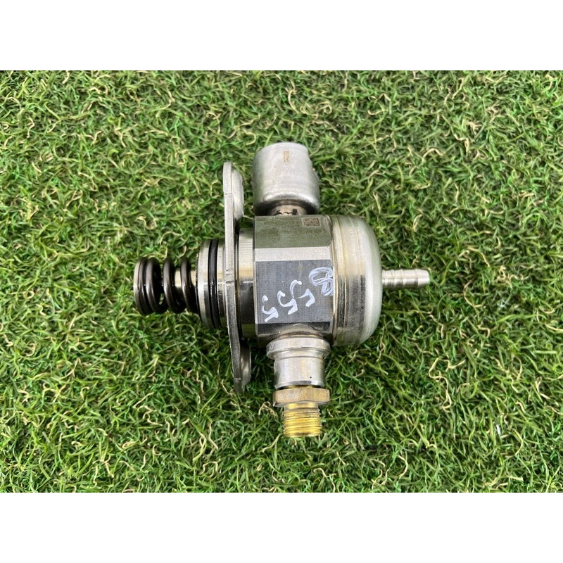 ТНВД (топливная система) AUDI A3 8V 2015 1.8 06K127026C