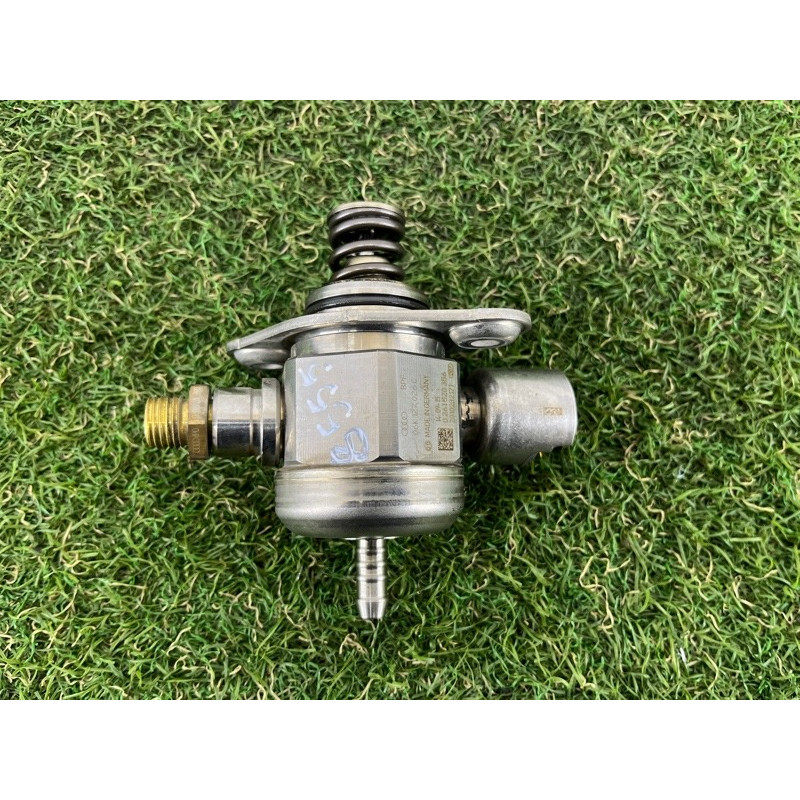 ТНВД (топливная система) AUDI A3 8V 2015 1.8 06K127026C