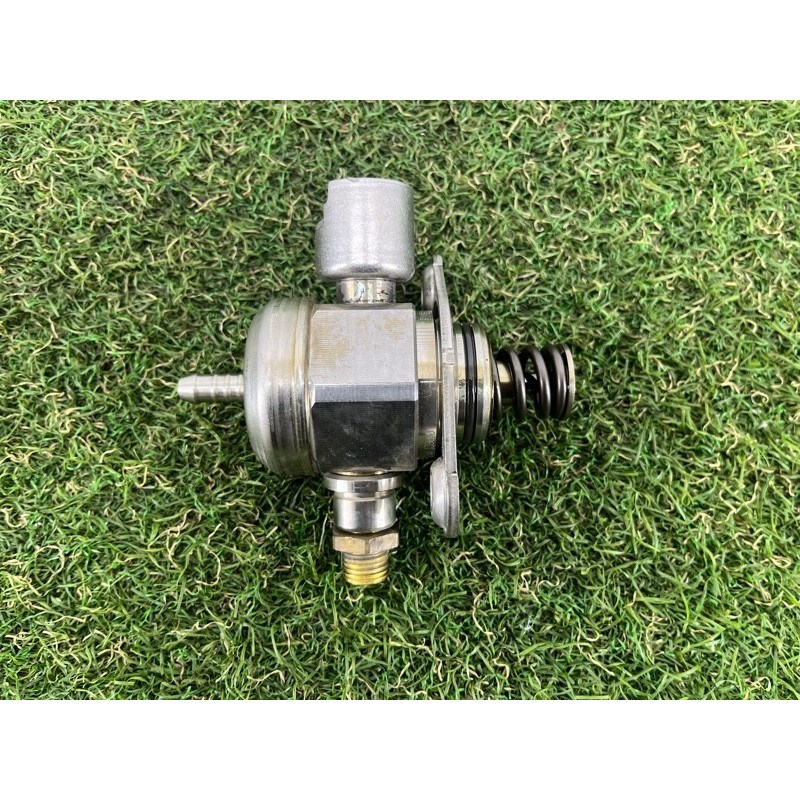 ТНВД (топливная система) AUDI A3 8V 2015 1.8 06K127026C