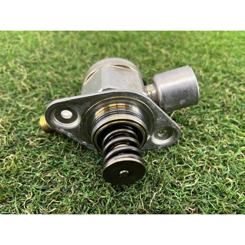 ТНВД (топливная система) AUDI A3 8V 2015 1.8 06K127026C