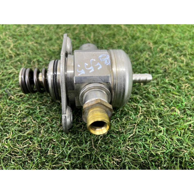 ТНВД (топливная система) AUDI A3 8V 2015 1.8 06K127026C