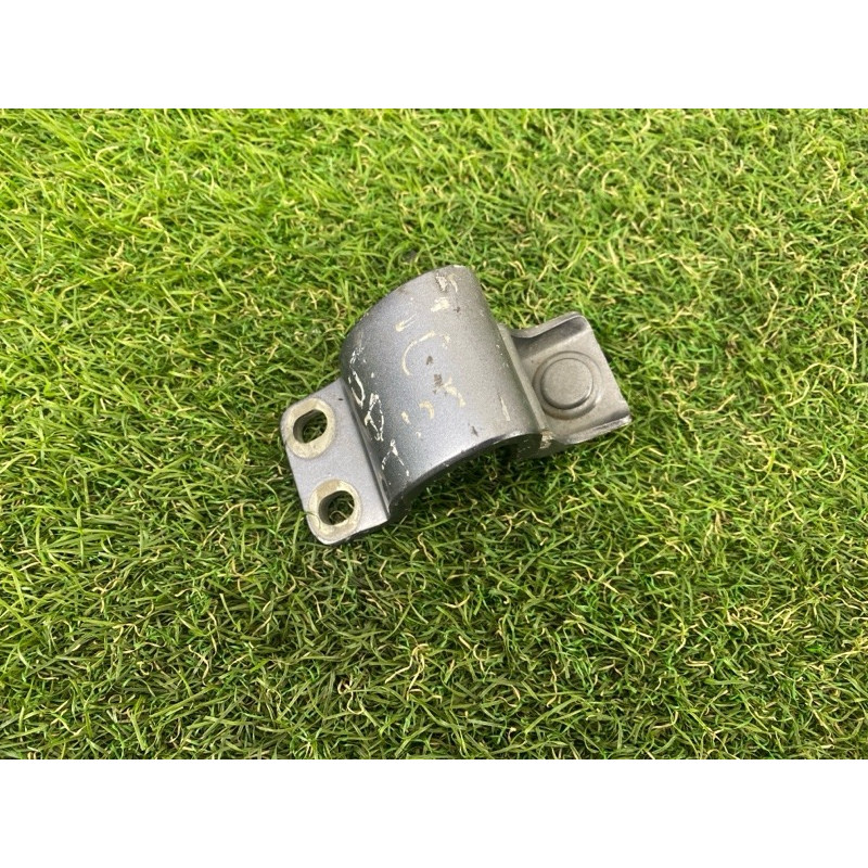 Петля багажника (кузов и элементы) AUDI A6 C5 2001 2.5 AKE 4b9827299b