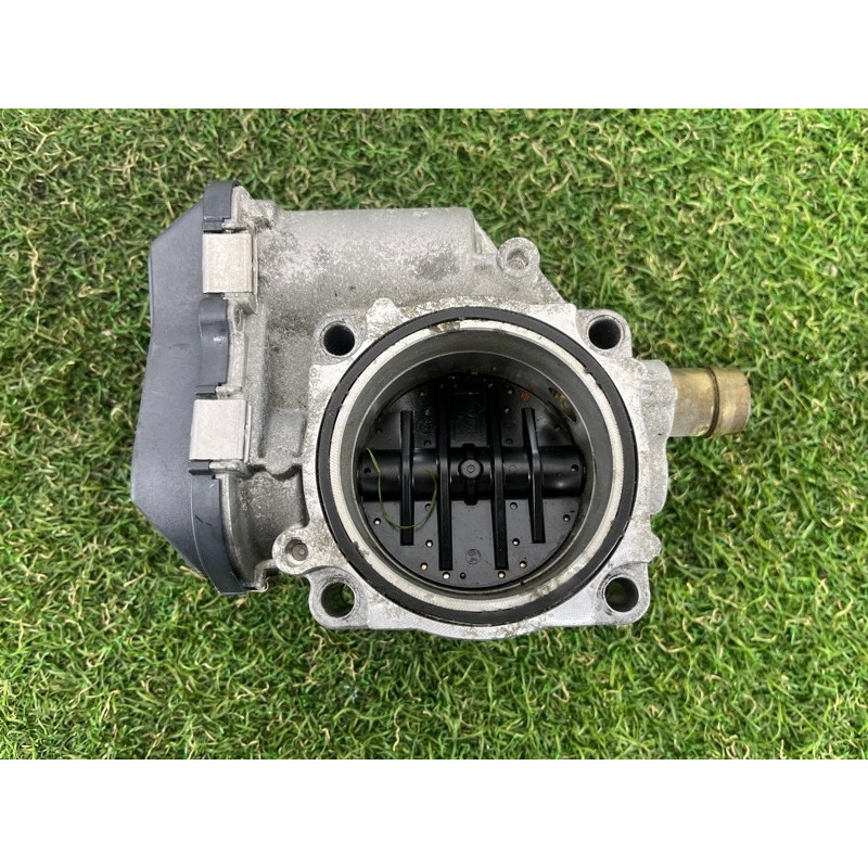 Дроссельная заслонка (электрика двигателя) BMW 2-series F22 2015 2.0 13547588625