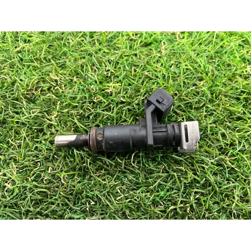 Форсунка топливная (топливная система) BMW X5 E70 2008 3.0 N52N 13537531634