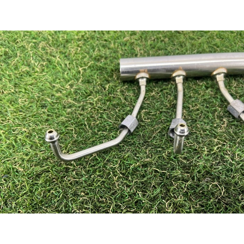 Топливная рампа (топливная система) BMW 2-series F22 2015 2.0 13537585411