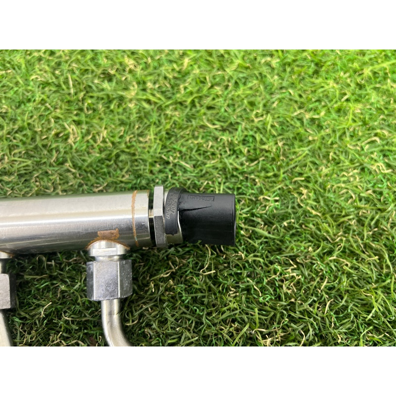 Топливная рампа (топливная система) BMW 2-series F22 2015 2.0 13537585411