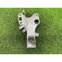 Кронштейн подушки двигателя