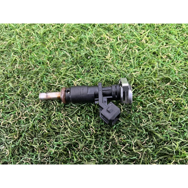 Форсунка топливная (топливная система) BMW 5-series F10 2011 3.0 13537531634