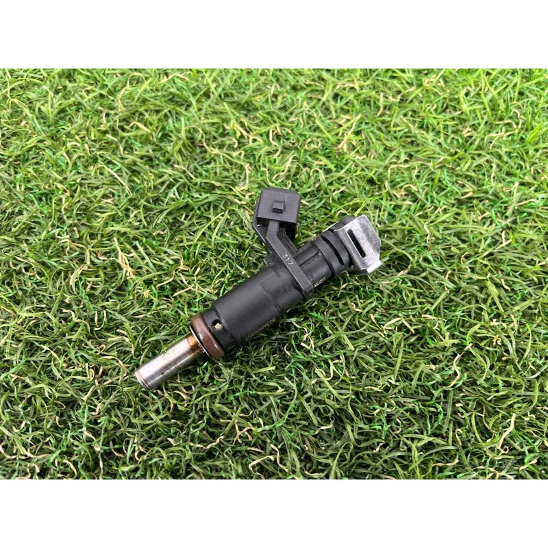 Форсунка топливная (топливная система) BMW 5-series F10 2011 3.0 13537531634