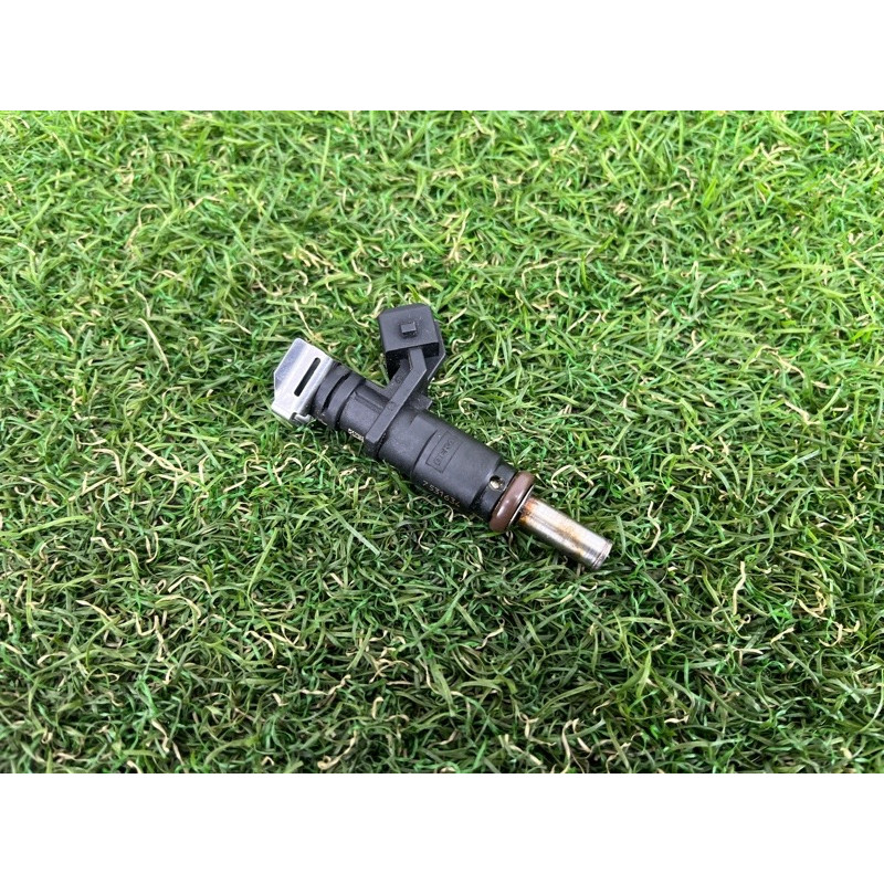 Форсунка топливная (топливная система) BMW 5-series F10 2011 3.0 13537531634