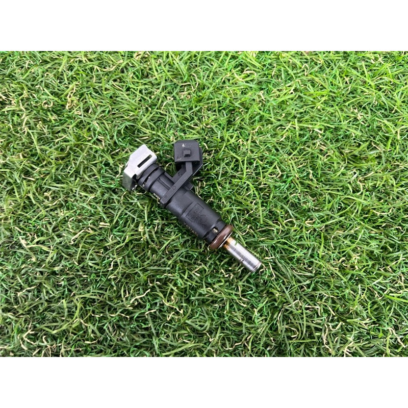 Форсунка топливная (топливная система) BMW 5-series F10 2011 3.0 13537531634