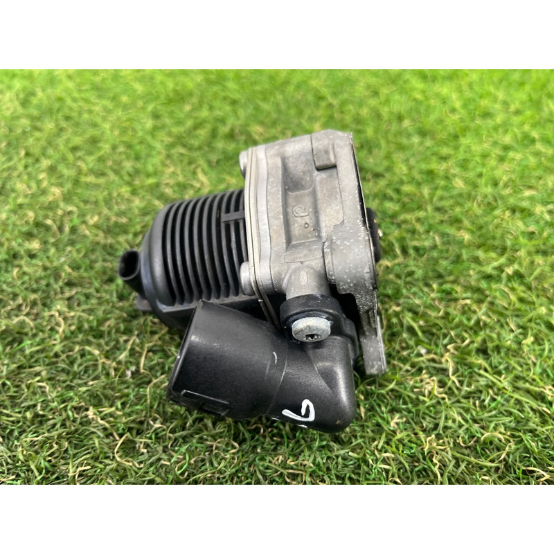 Клапан ЕГР (двигатель и элементы) AUDI A3 8V 2018 2.0 CZRA 06K131097K