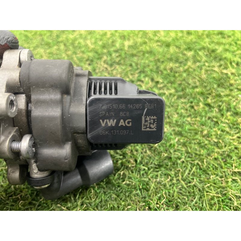 Клапан ЕГР (двигатель и элементы) AUDI A3 8V 2015 1.8 06K131097L