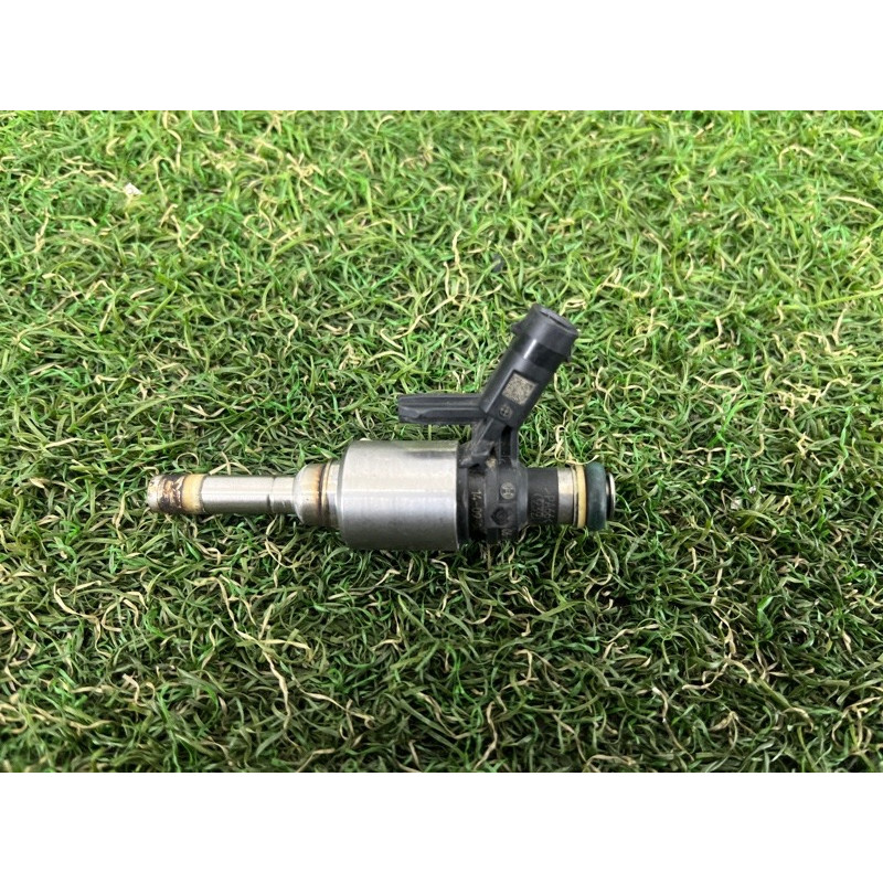 Форсунка топливная (топливная система) AUDI A3 8V 2015 1.8 06L906036J