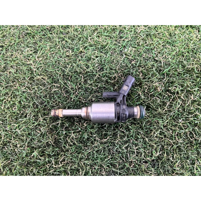 Форсунка топливная (топливная система) AUDI A3 8V 2015 1.8 06L906036J