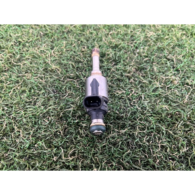 Форсунка топливная (топливная система) AUDI A3 8V 2015 1.8 06L906036J