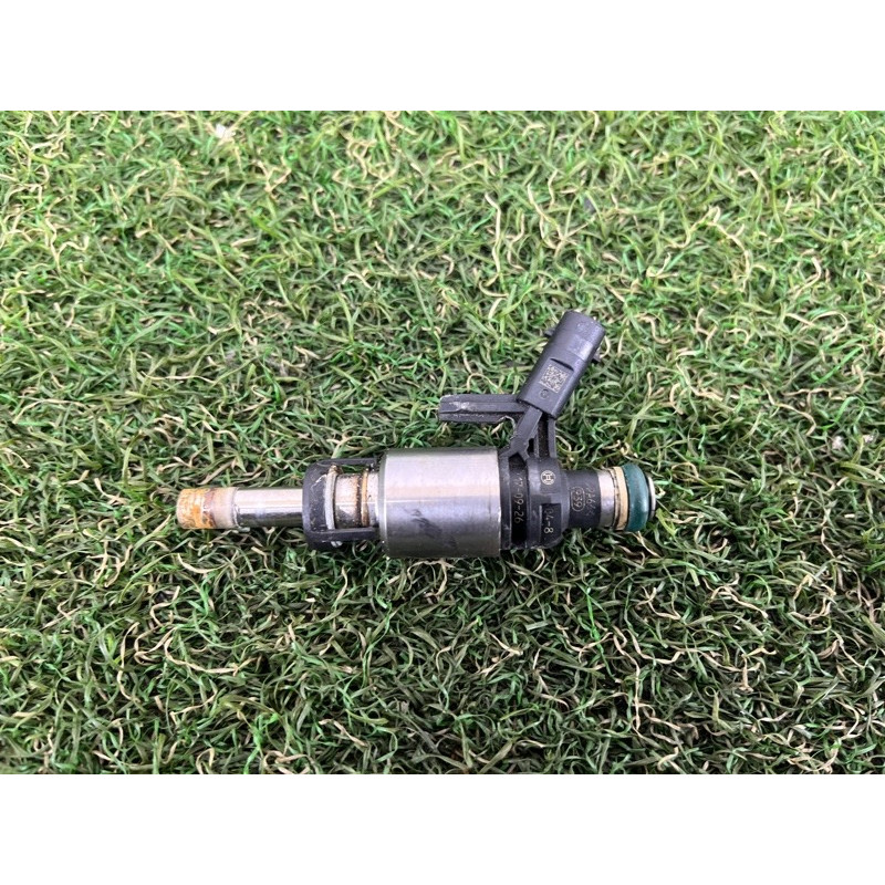 Форсунка топливная (топливная система) AUDI A3 8V 2018 2.0 CZRA 06G906036B