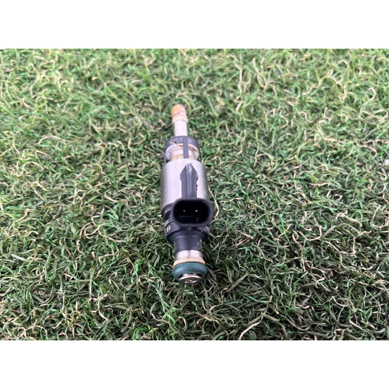 Форсунка топливная (топливная система) AUDI A3 8V 2018 2.0 CZRA 06G906036B