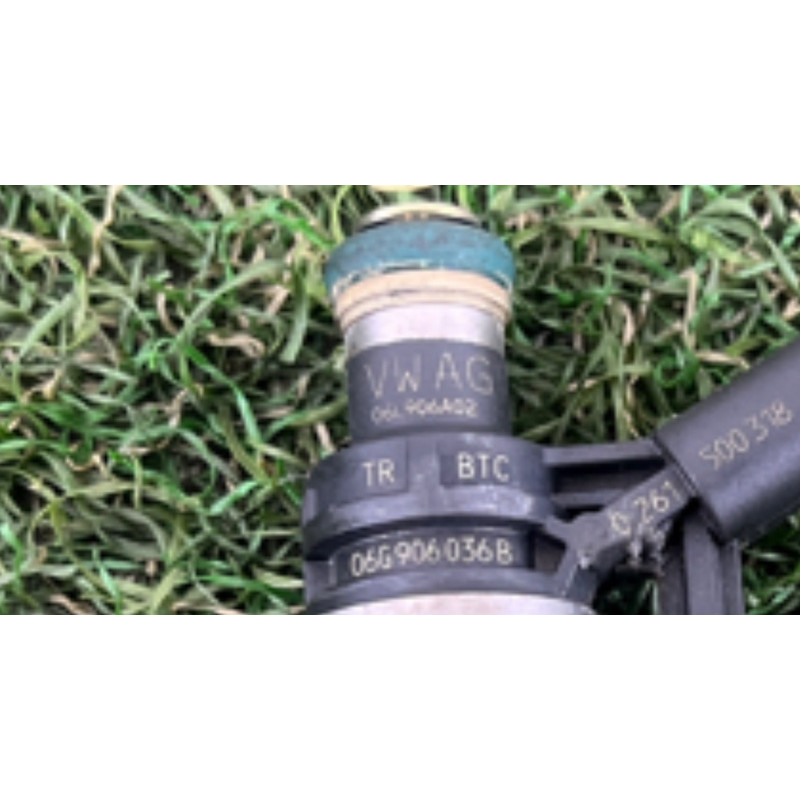 Форсунка топливная (топливная система) AUDI A3 8V 2018 2.0 CZRA 06G906036B