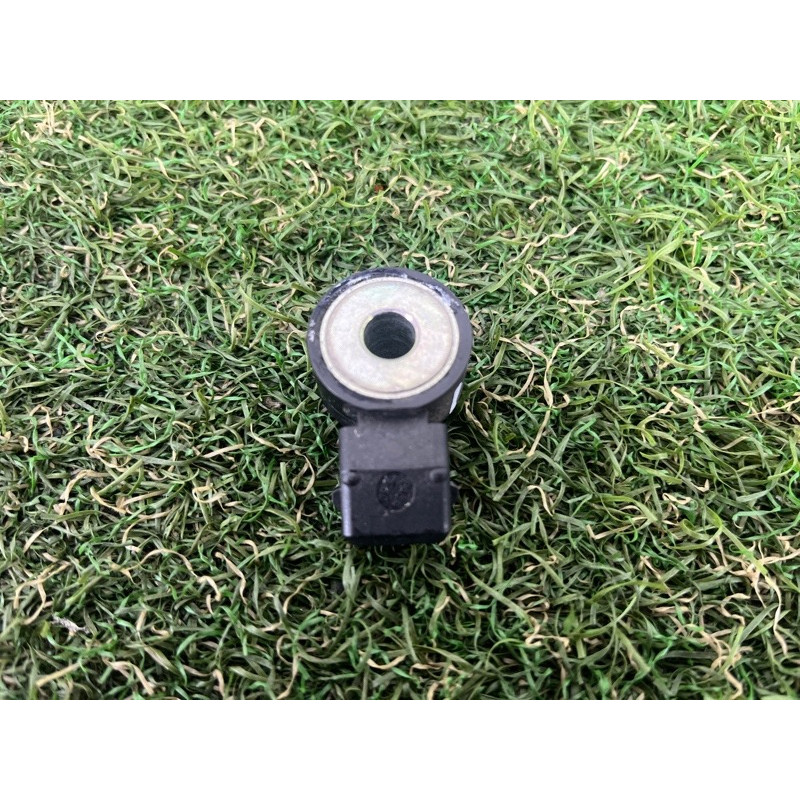 Датчик детонации (электрика двигателя) BMW 2-series F22 2015 2.0 13627598861