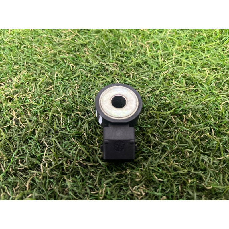 Датчик детонации (электрика двигателя) BMW 2-series F22 2015 2.0 13627598861