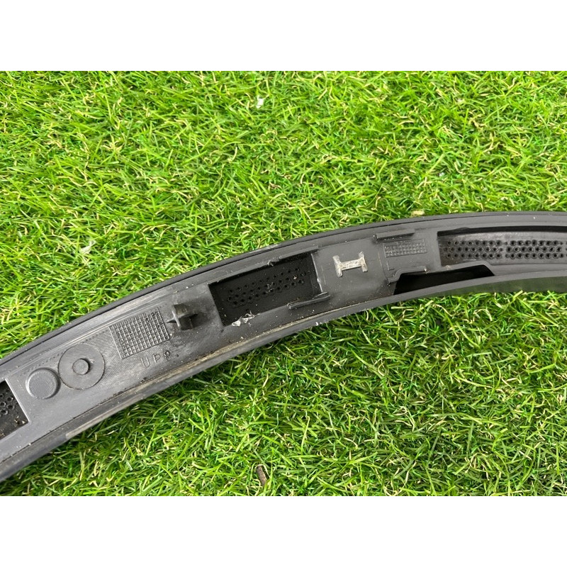 Накладка на крыло (кузов и элементы) Volkswagen Touareg FL 2015 3.6 7P6854819B9B9