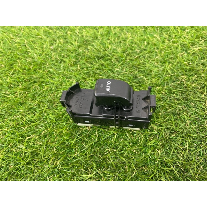 Кнопка стеклоподъемника (электрика / кнопки) Lexus RX XU30 2007 3.0 1MZ-FE 8403048070