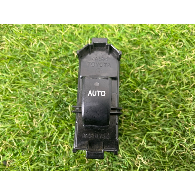 Кнопка стеклоподъемника (электрика / кнопки) Lexus RX XU30 2007 3.0 1MZ-FE 8403048070