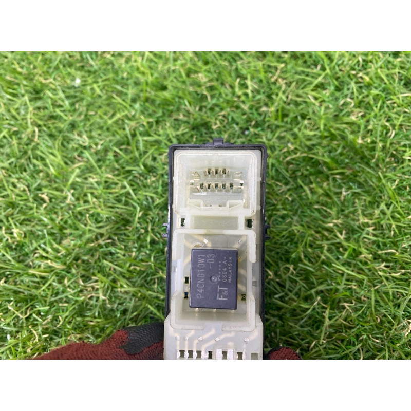 Кнопка стеклоподъемника (электрика / кнопки) Lexus RX XU30 2007 3.0 1MZ-FE 8403048070