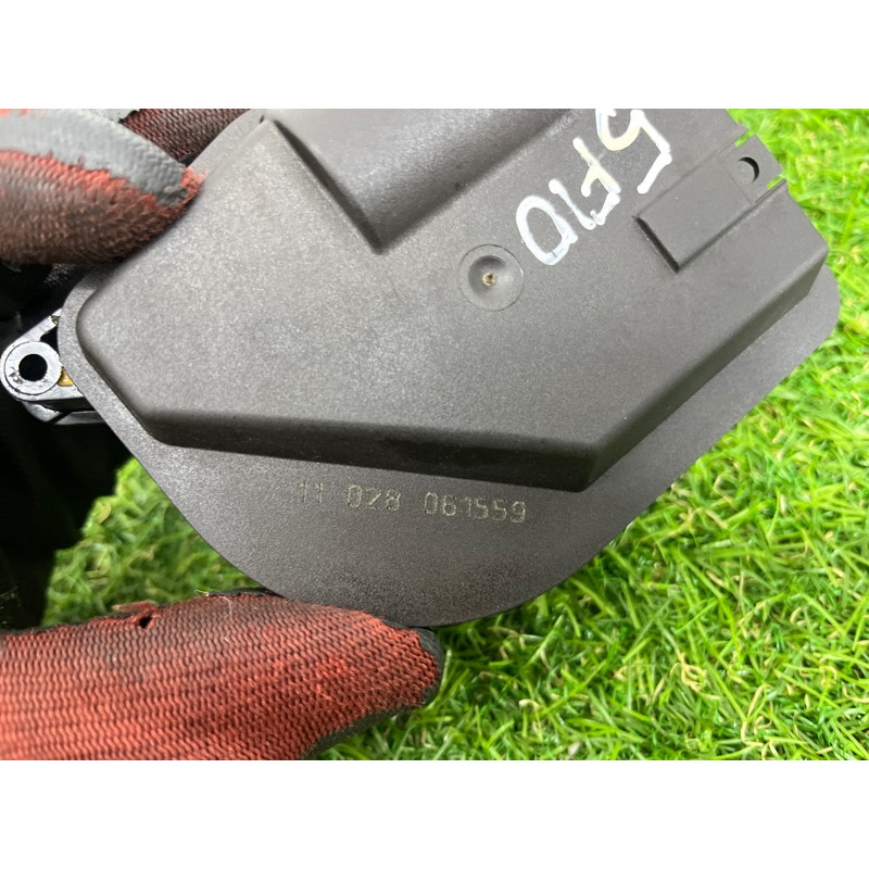 Заслонка впускного колектора (впускная система) BMW 5-series F10 2011 3.0 11617560538