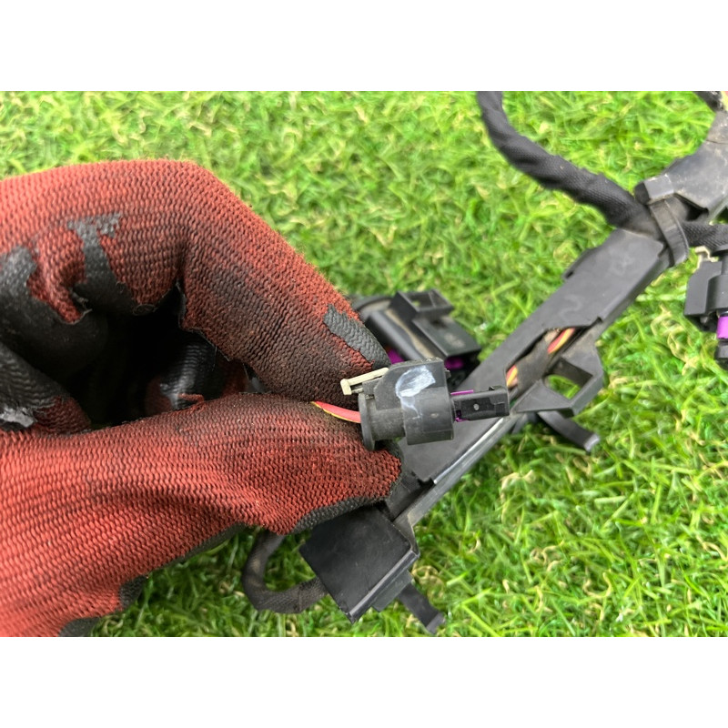 Проводка форсунок (электрика двигателя) AUDI A3 8V 2015 1.8 06L971627K