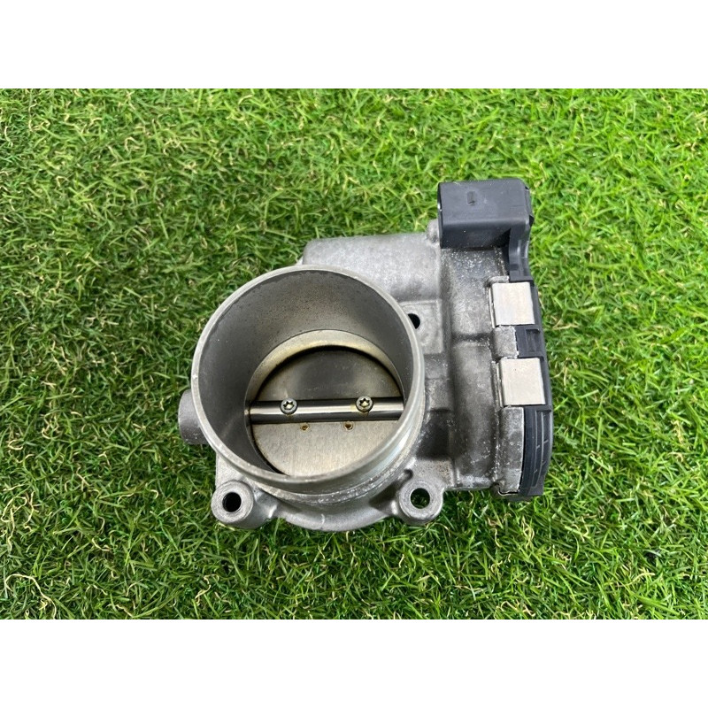 Дроссельная заслонка (электрика двигателя) AUDI A4 B9 2017 2.0 06K133062M