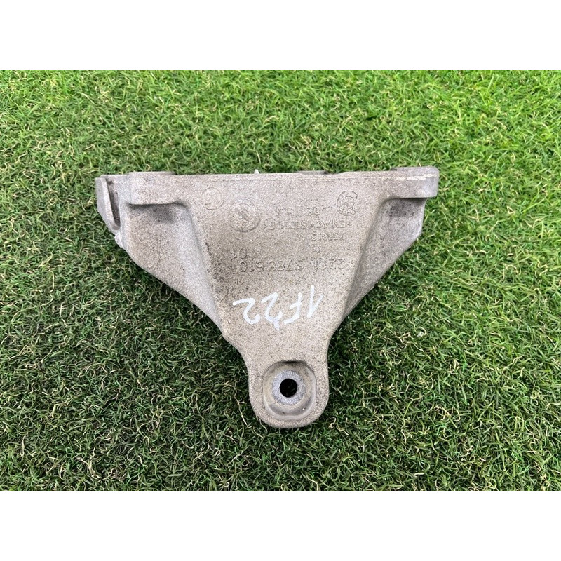 Кронштейн подушки двигателя (кронштейны двигателя) BMW 2-series F22 2015 2.0 22116788610