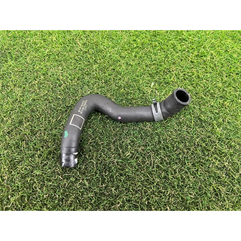 Патрубок (система охлаждения) AUDI A4 B9 2017 2.0 8W0122448A