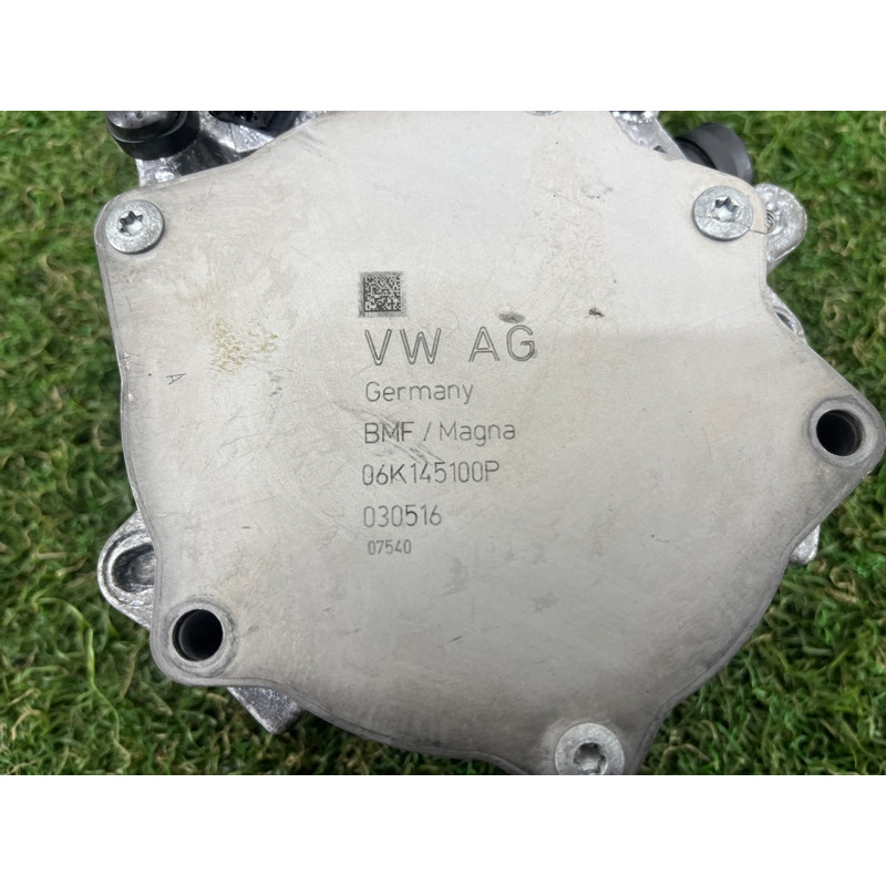 Вакуумный насос (тормозная система) AUDI A4 B9 2017 2.0 06K145100P