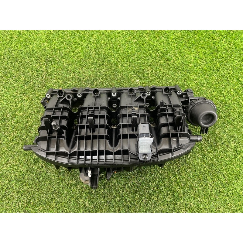 Коллектор впускной (впускная система) AUDI A4 B9 2017 2.0 06L133201T