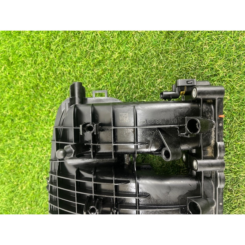 Коллектор впускной (впускная система) AUDI A4 B9 2017 2.0 06L133201T