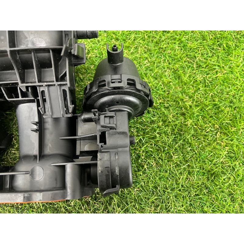 Коллектор впускной (впускная система) AUDI A4 B9 2017 2.0 06L133201T