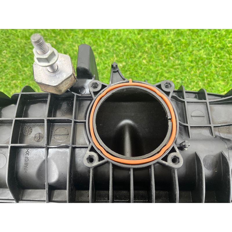 Коллектор впускной (впускная система) AUDI A4 B9 2017 2.0 06L133201T