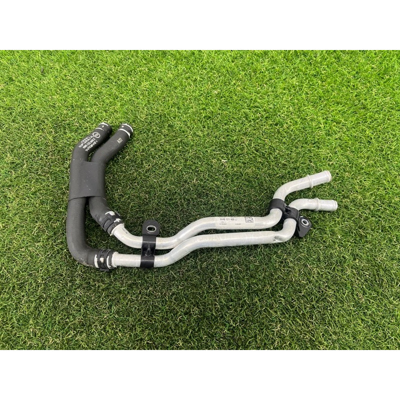 Трубка системы охлаждения (система охлаждения) AUDI A4 B9 2017 2.0 8W0121400B